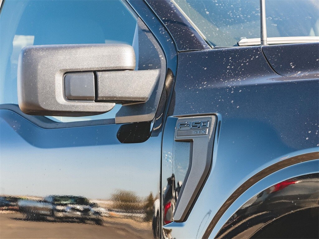 2025 Ford F-150 STX photo 4
