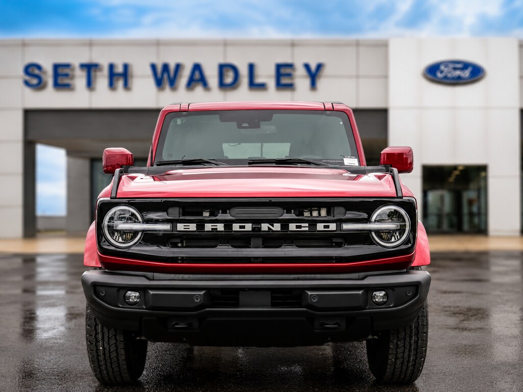 New 2026 Ford Bronco Outer Banks SUV