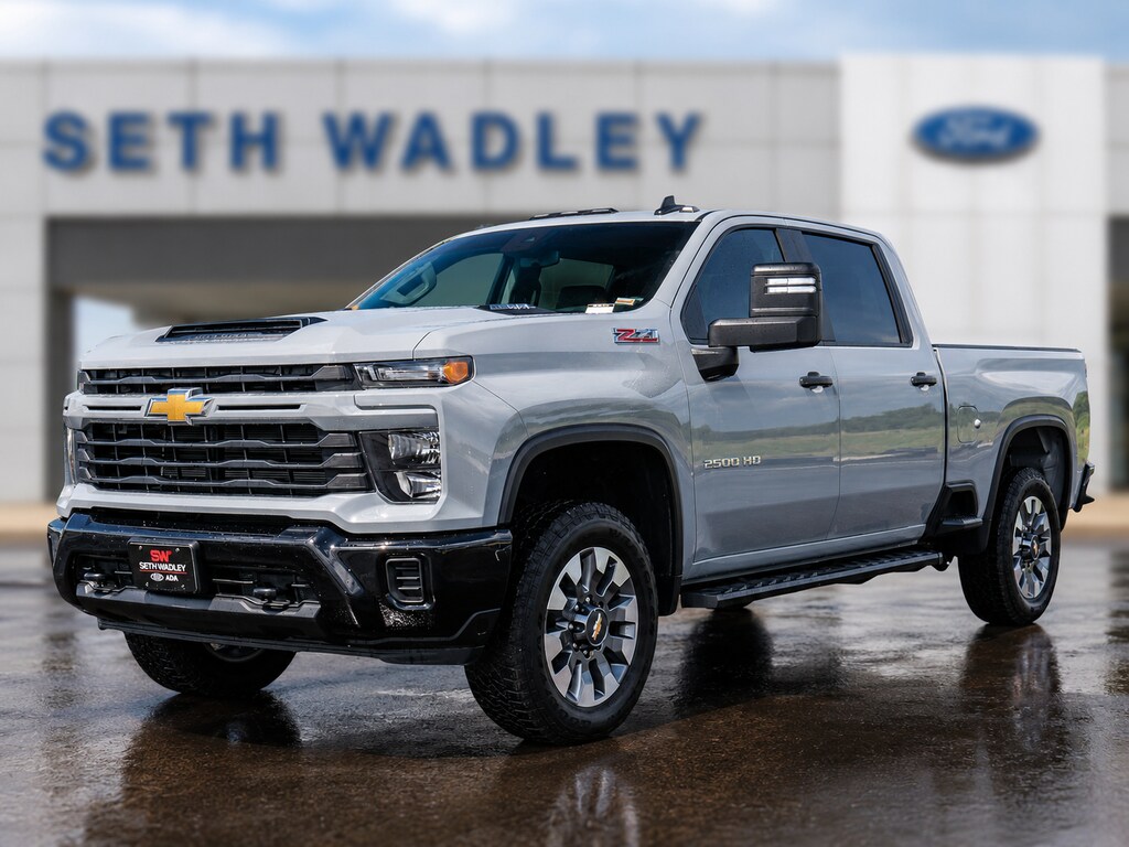 Used 2025 Chevrolet Silverado 2500HD Custom Truck