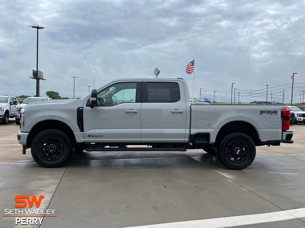 2026 Ford F-250 photo 2