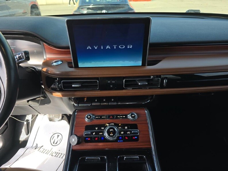 2022 Lincoln Aviator Reserve photo 3