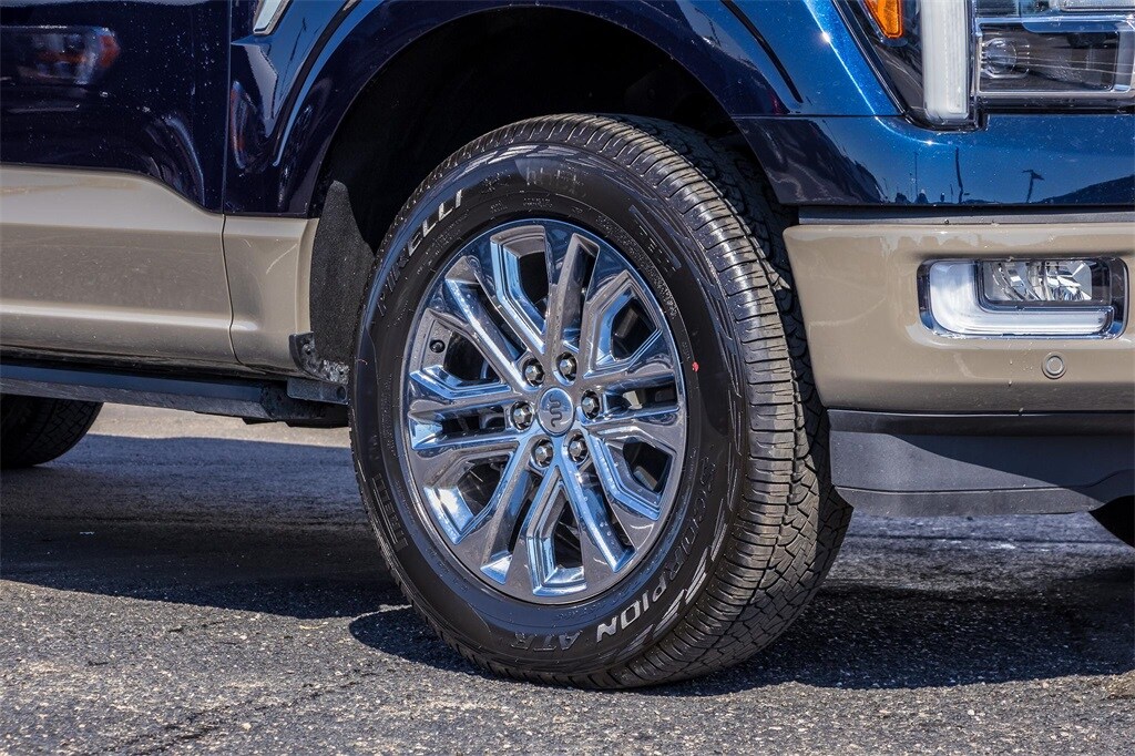 2025 Ford F-150 King Ranch photo 2
