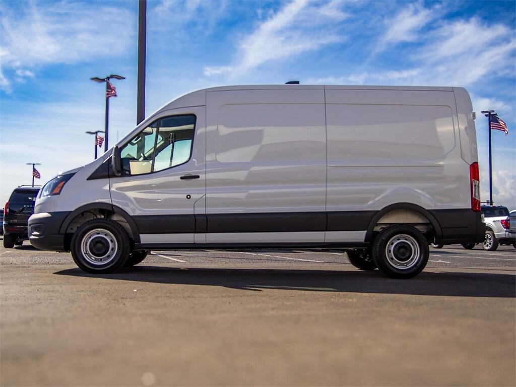 2026 Ford Transit photo 4