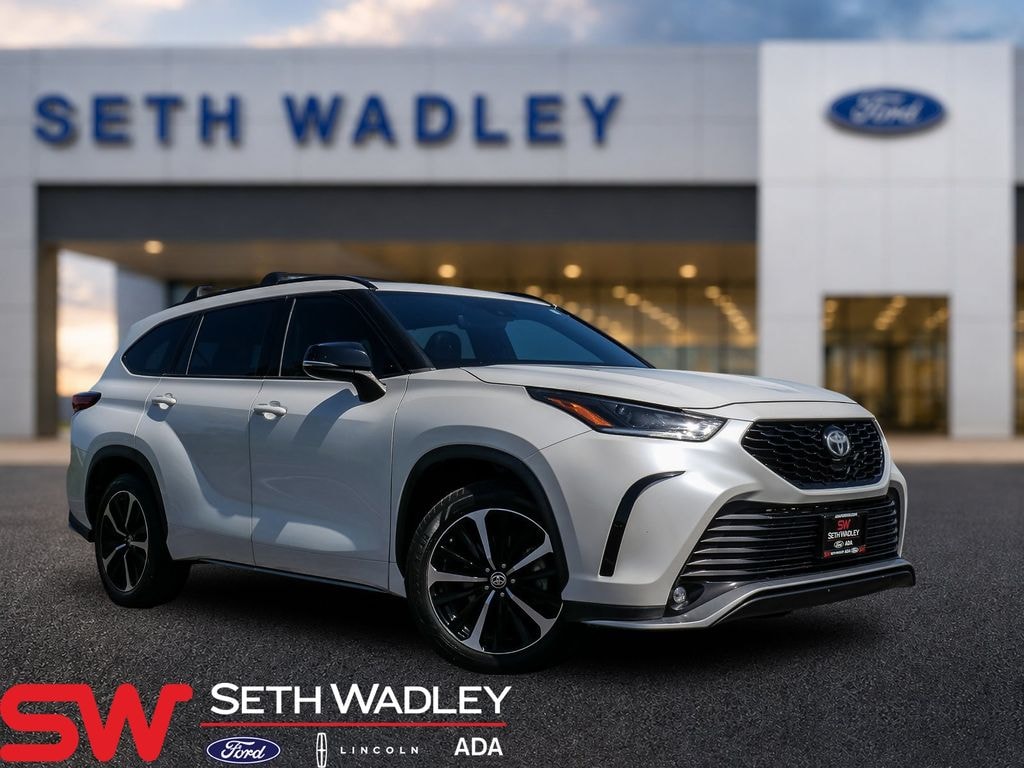 Used 2021 Toyota Highlander XSE SUV