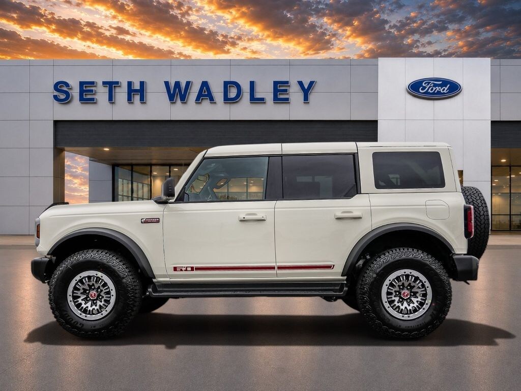 New 2026 Ford Bronco Outer Banks SUV
