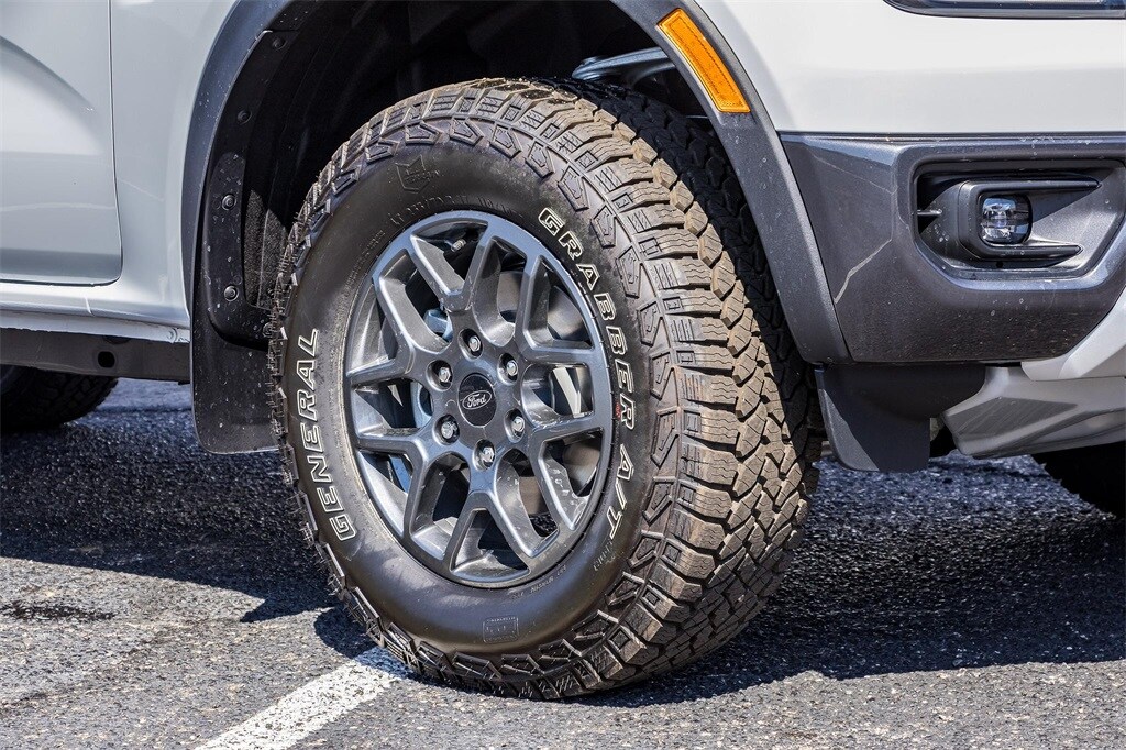 2025 Ford Ranger XLT photo 2