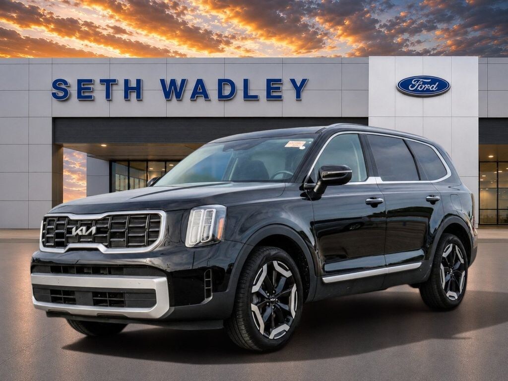 Used 2025 Kia Telluride S SUV