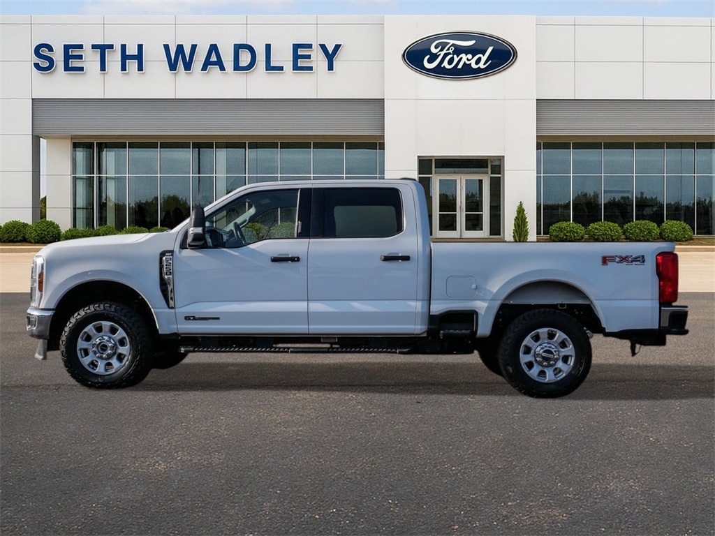 Used 2024 Ford F-250SD XLT Truck