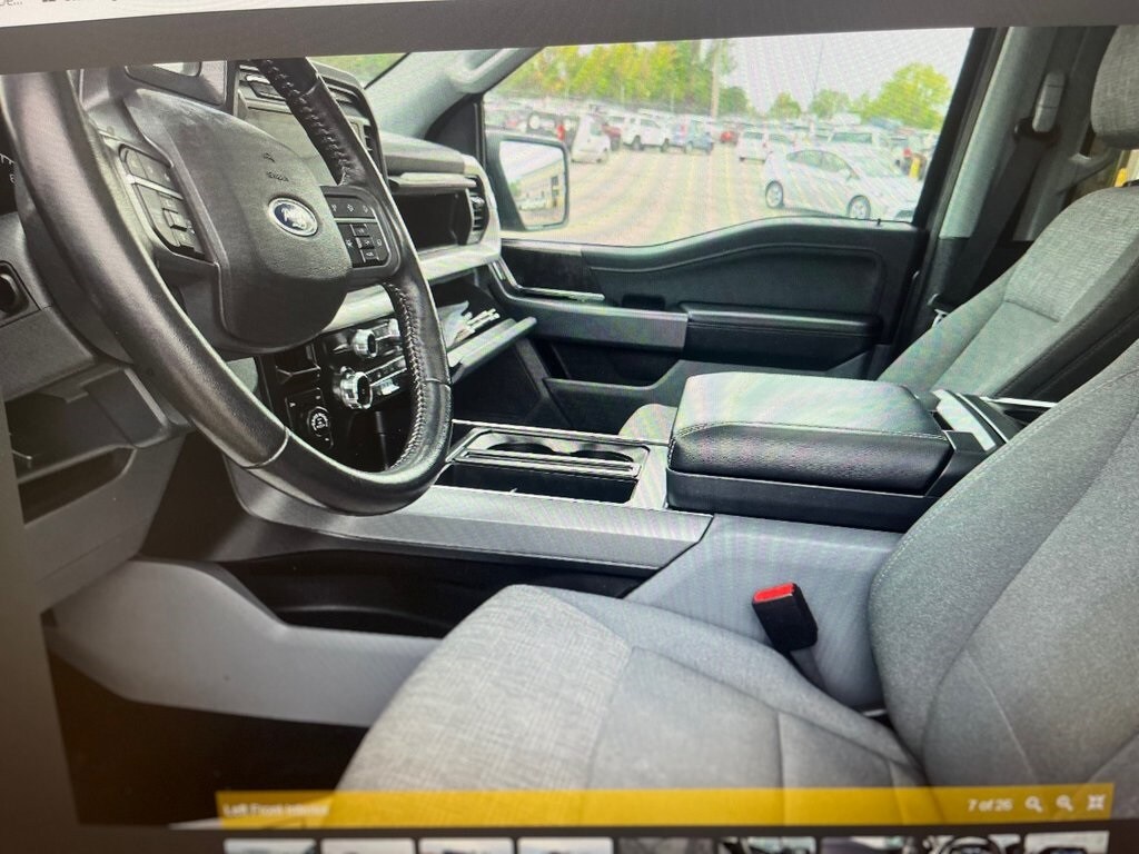 2022 Ford F-150 XLT photo 3