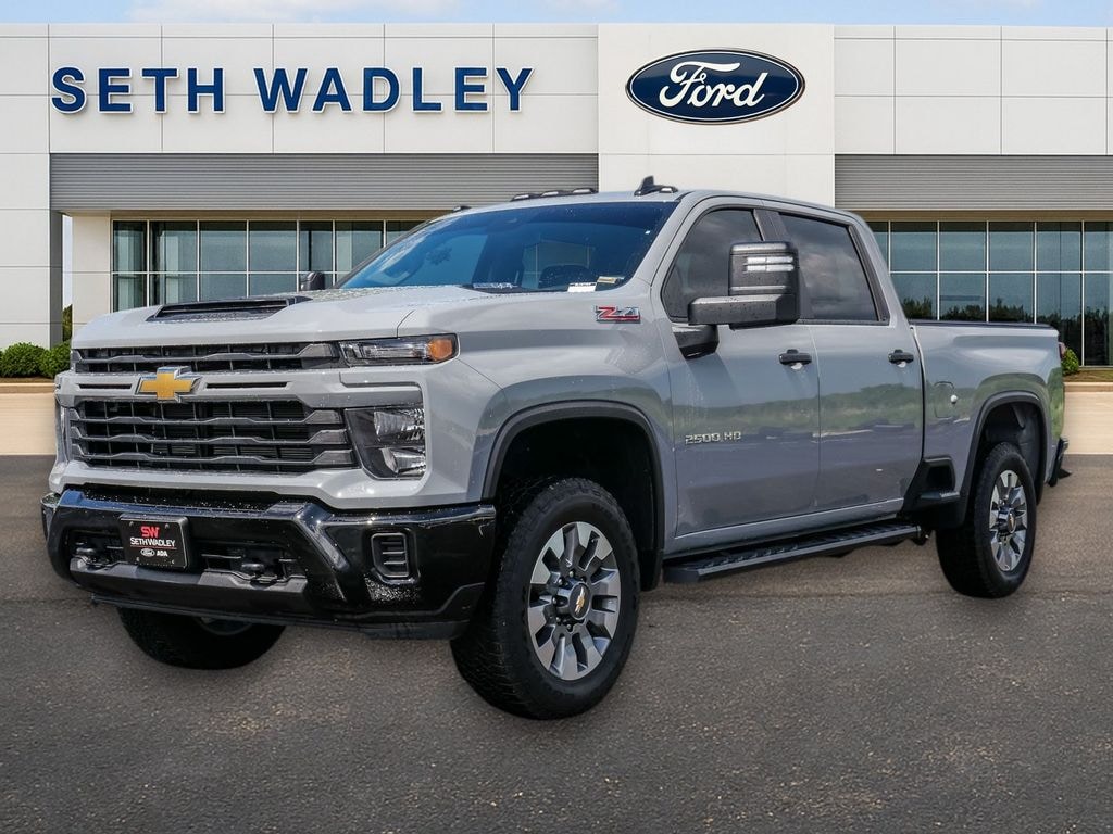 Used 2025 Chevrolet Silverado 2500HD Custom Truck