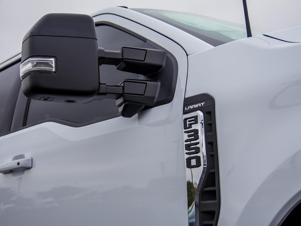 New 2026 Ford F-350SD Lariat Truck