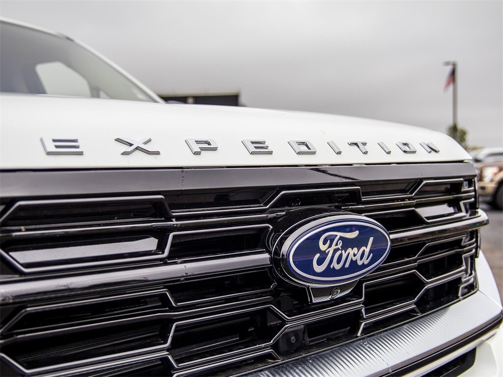 New 2025 Ford Expedition Platinum SUV