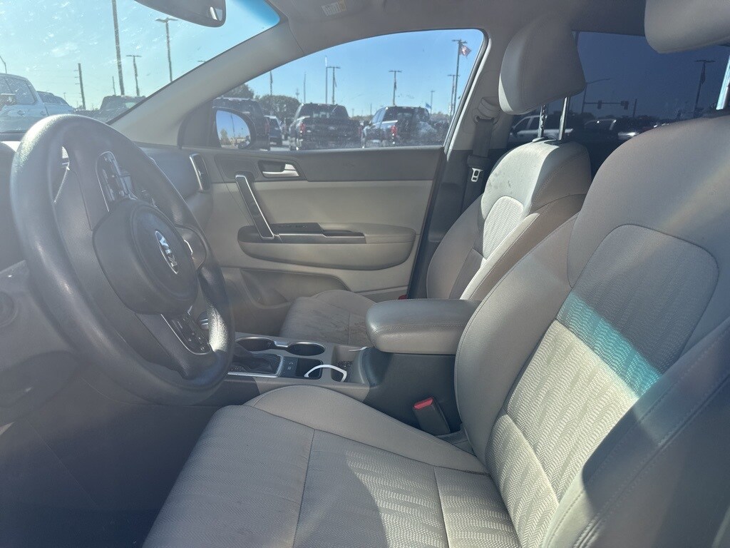 2017 Kia Sportage LX photo 3