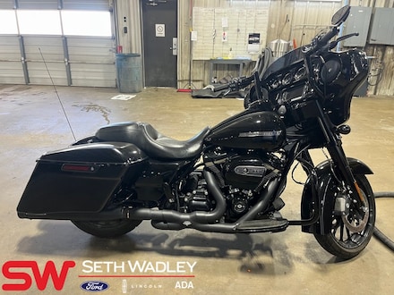 2018 Harley-Davidson Street Glide Motorcycle