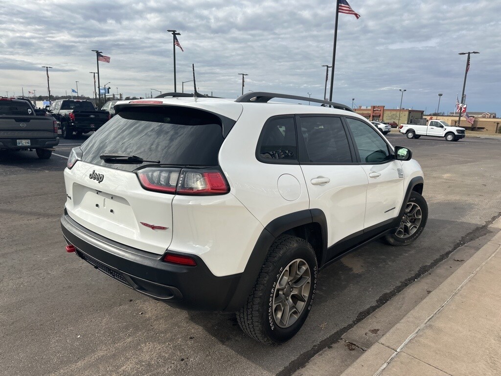 2020 Jeep Cherokee Trailhawk photo 2