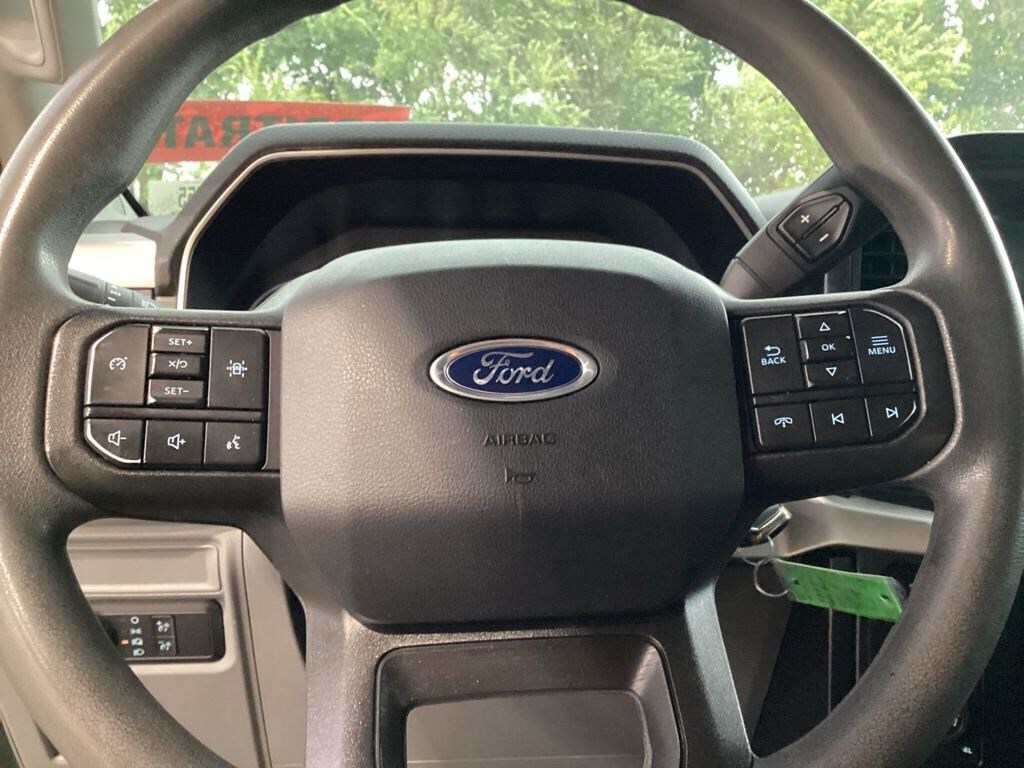 2021 Ford F-150 XL FX4 photo 4