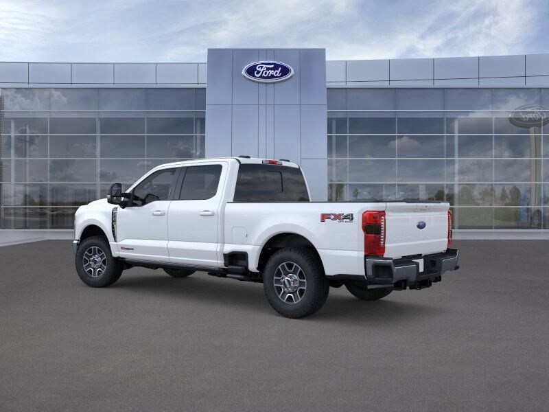 2025 Ford F-250 Lariat photo 4