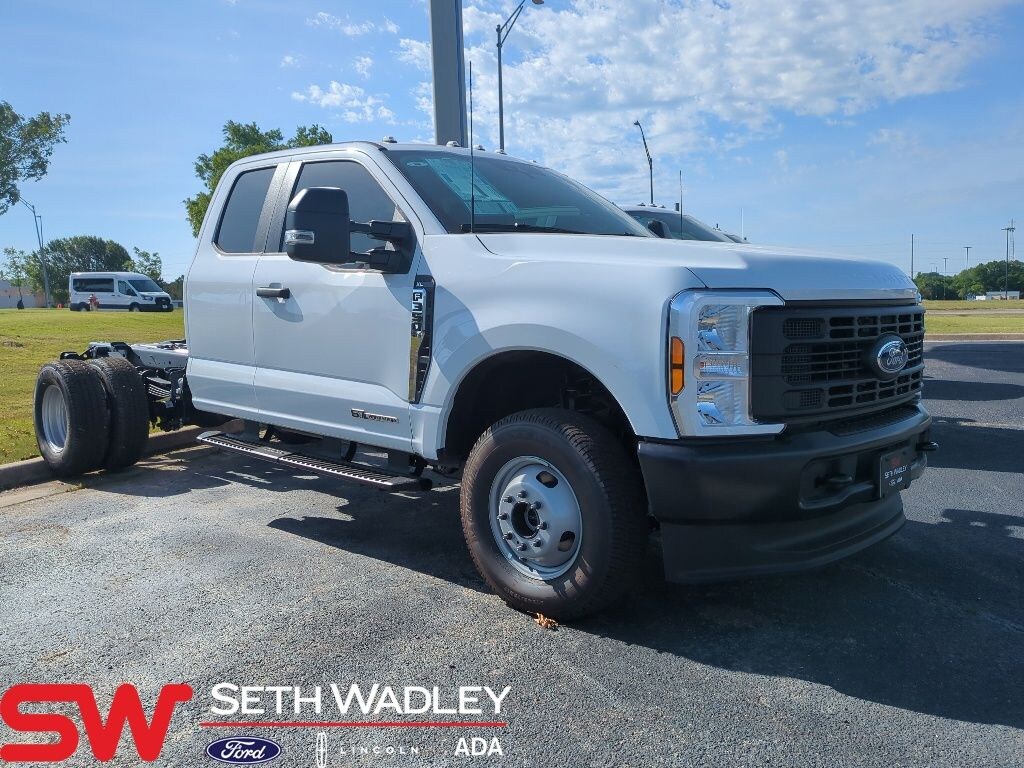 New 2026 Ford F-350SD XL Chassis