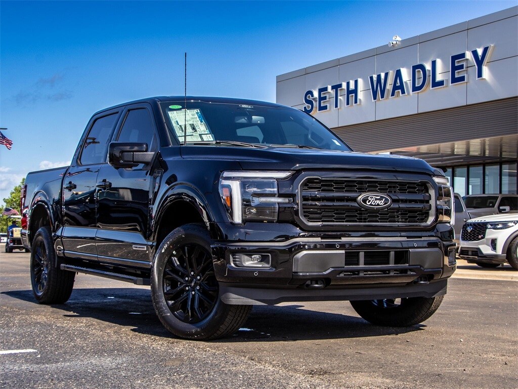 2025 Ford F-150 Lariat photo 2
