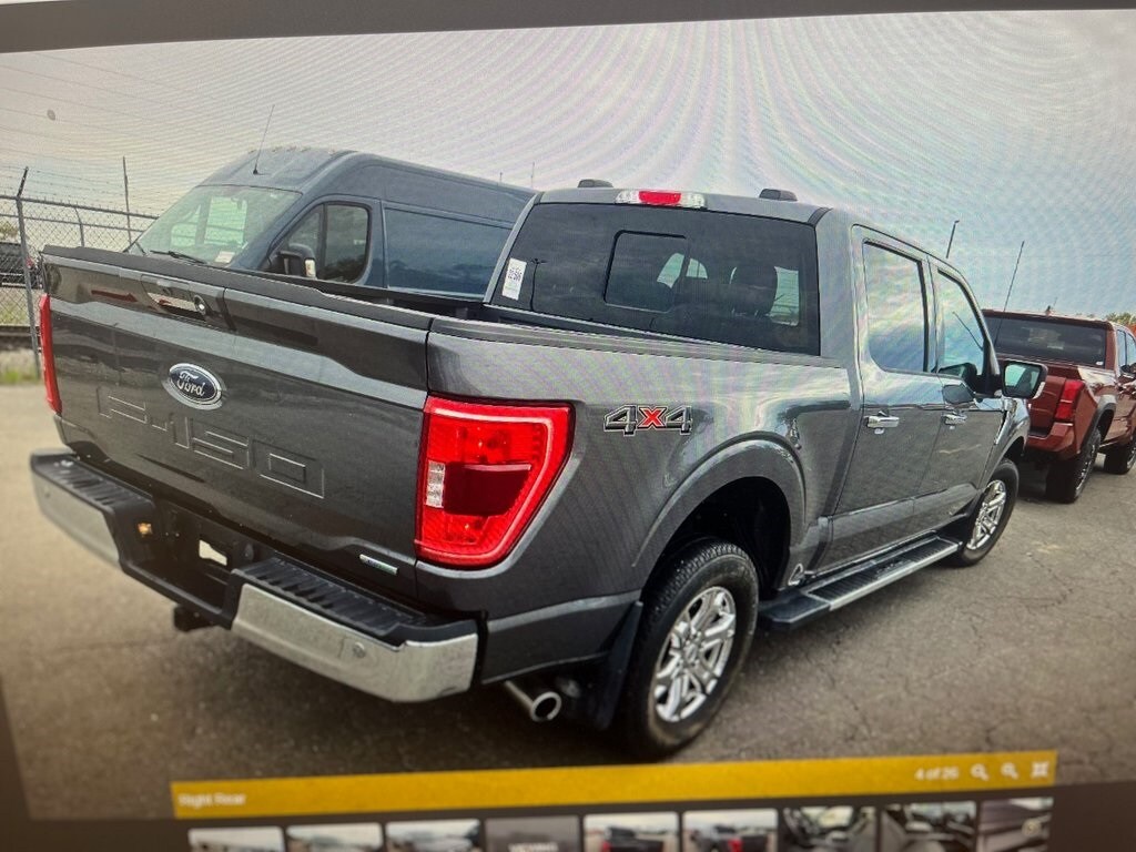 2022 Ford F-150 XLT photo 2