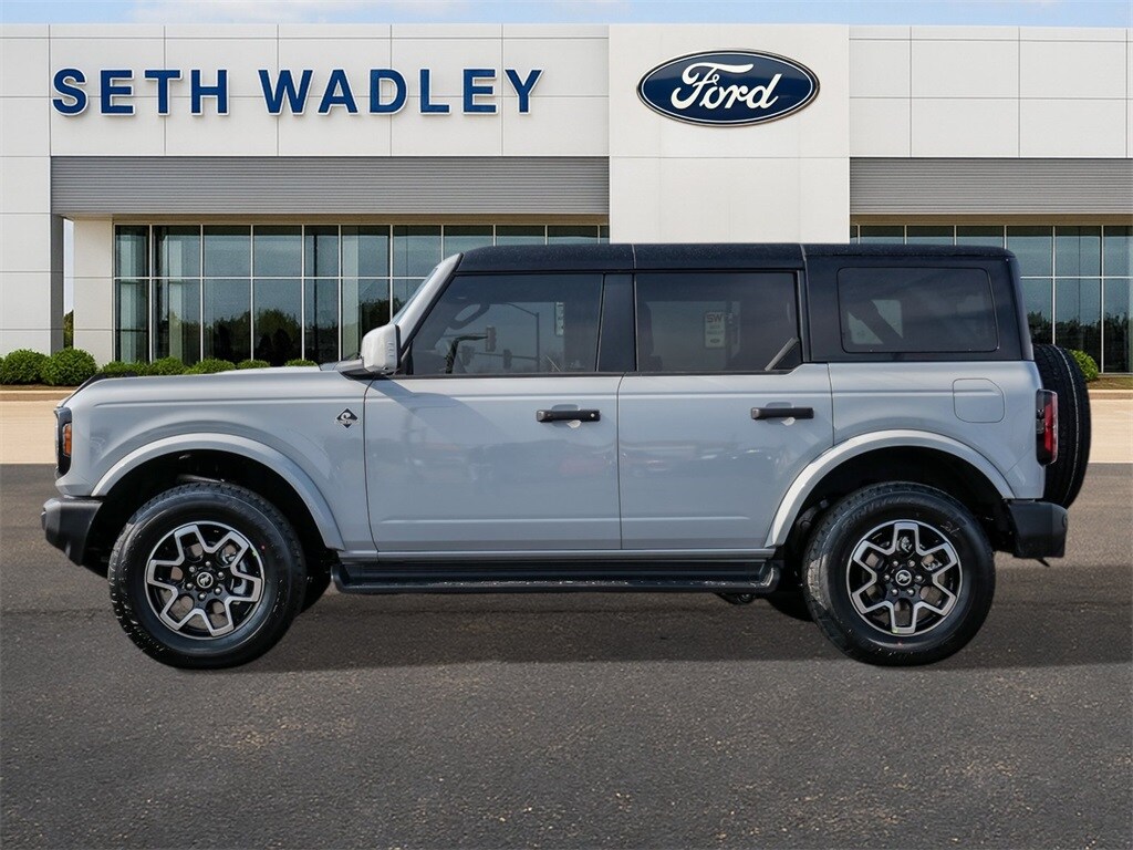 New 2026 Ford Bronco Outer Banks SUV