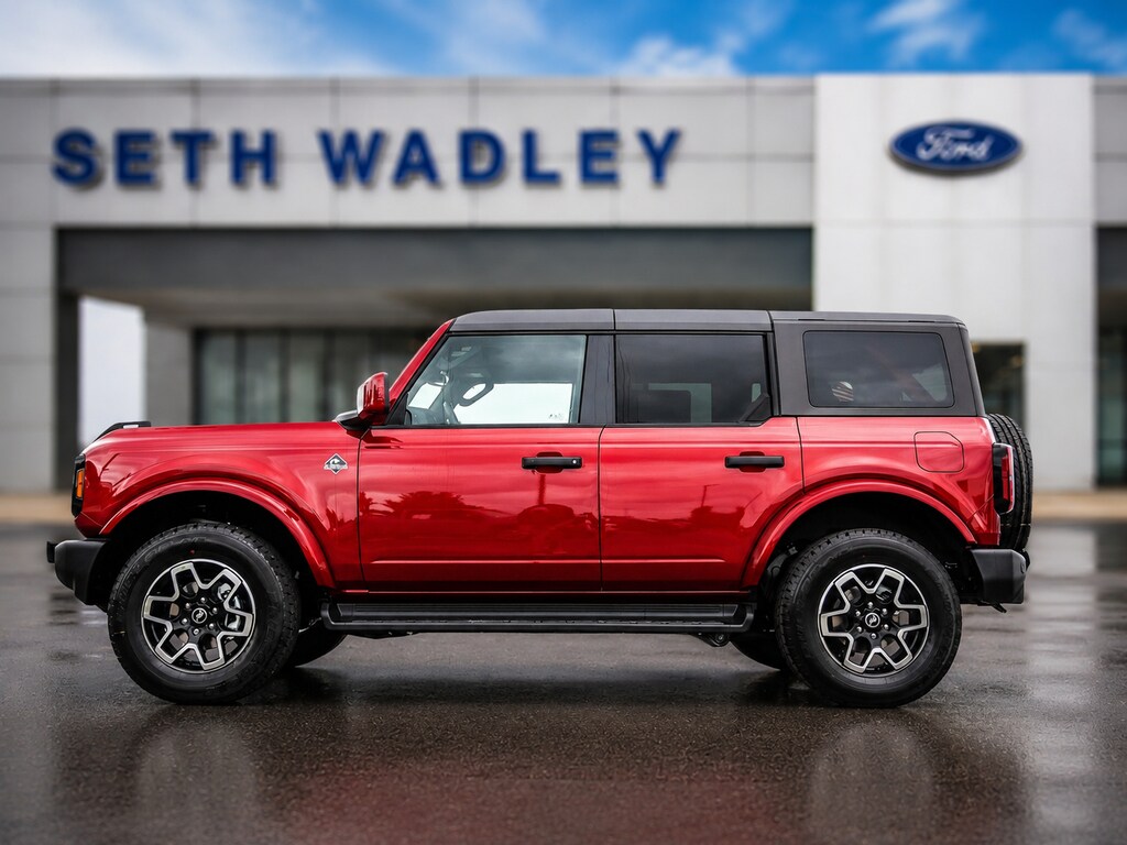 New 2026 Ford Bronco Outer Banks SUV