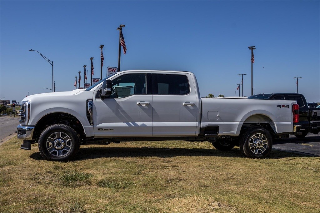 2026 Ford F-350 photo 4