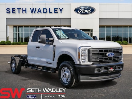 2026 Ford F-350SD XL Chassis