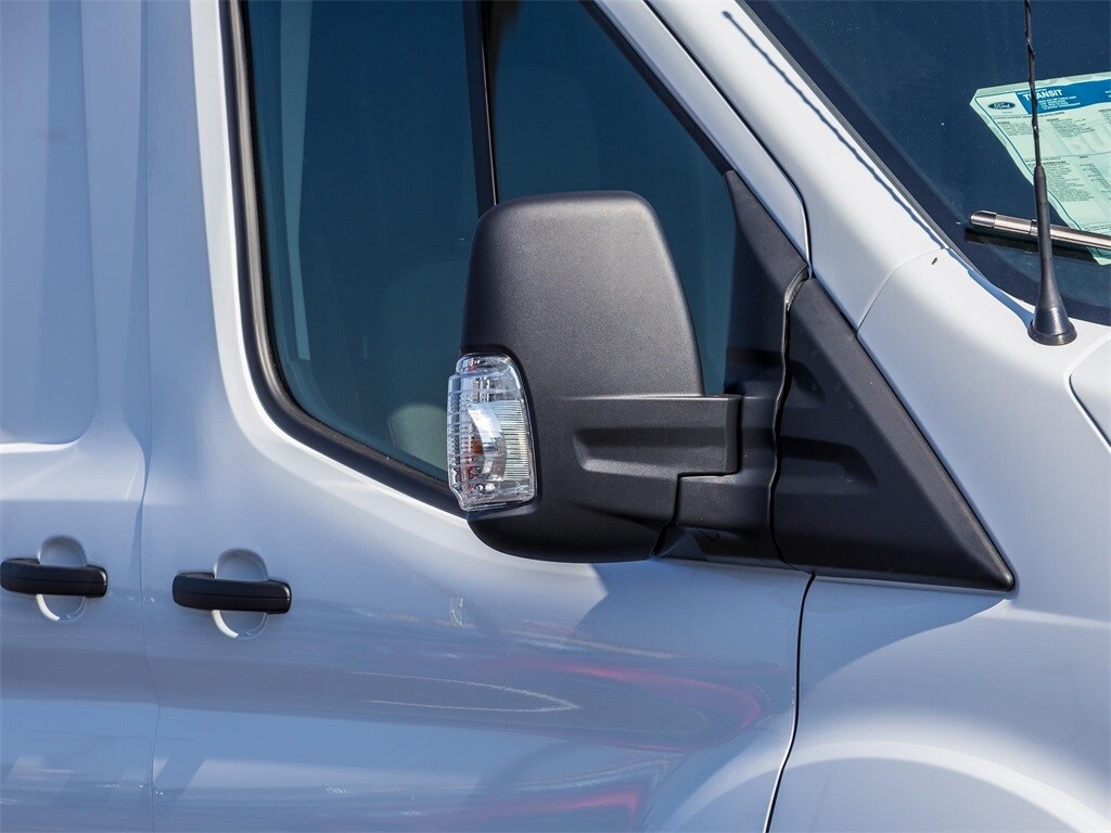2025 Ford Transit photo 2