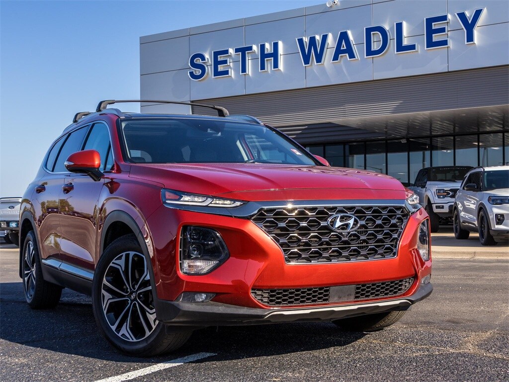 2020 Hyundai Santa Fe Limited photo 2
