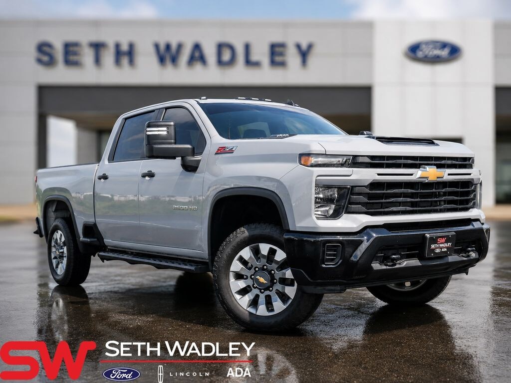 Used 2025 Chevrolet Silverado 2500HD Custom Truck
