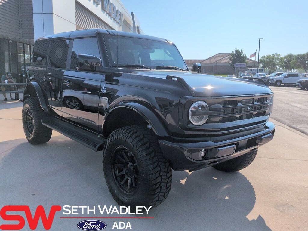 New 2026 Ford Bronco Outer Banks SUV
