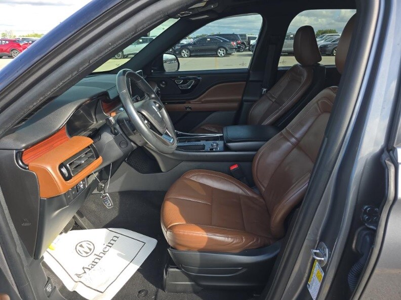 2022 Lincoln Aviator Reserve photo 2