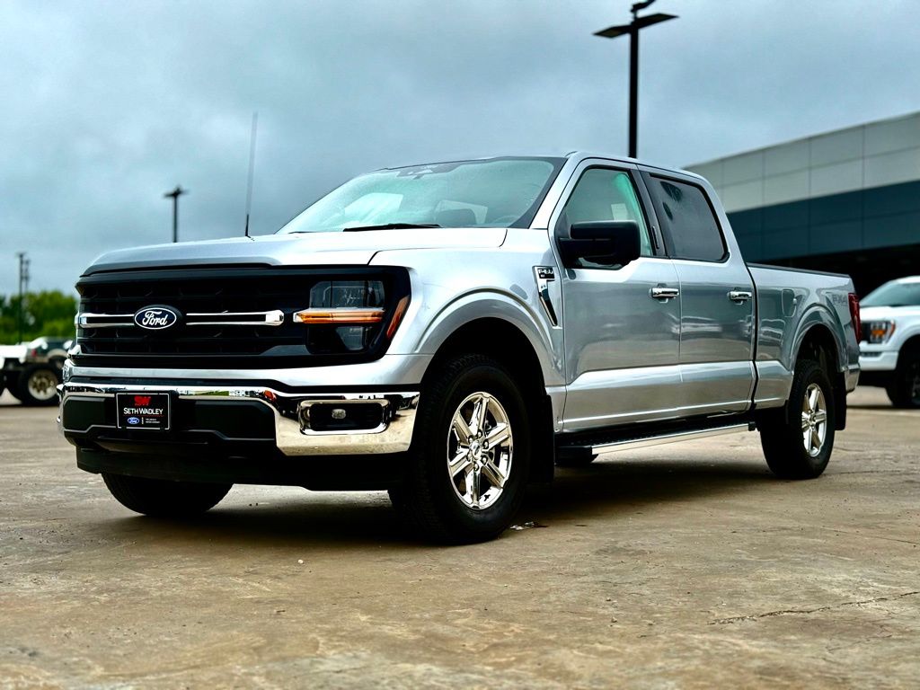 2024 Ford F-150 XLT FX4 photo 4