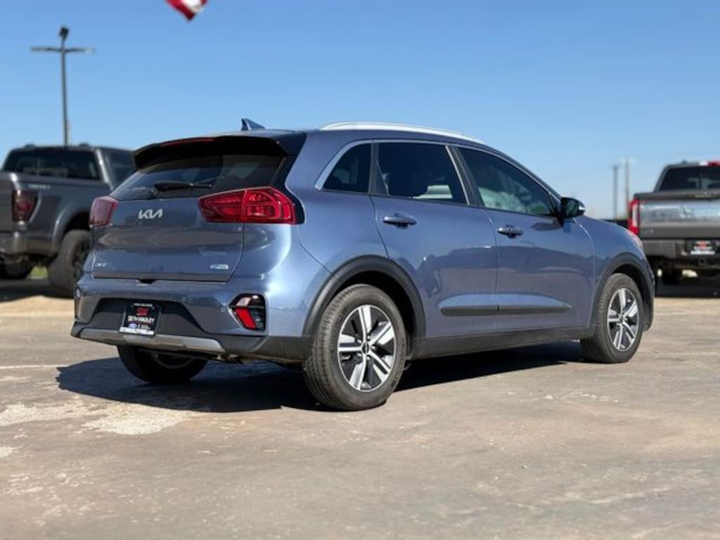 Used 2022 Kia Niro EX Premium SUV