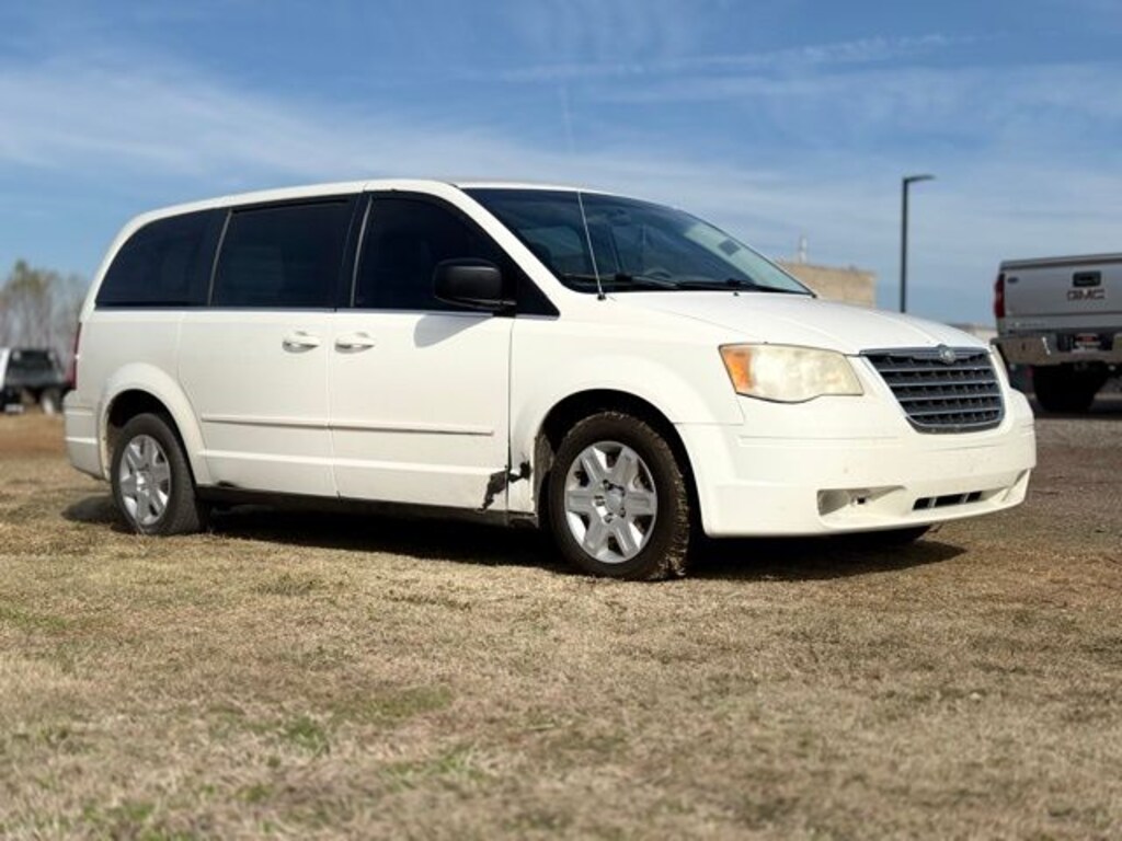 Used 2009 Chrysler Town & Country LX Minivan/Van