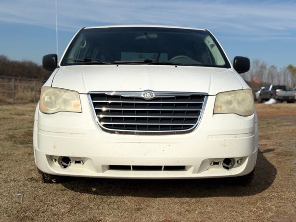 Used 2009 Chrysler Town & Country LX Minivan/Van