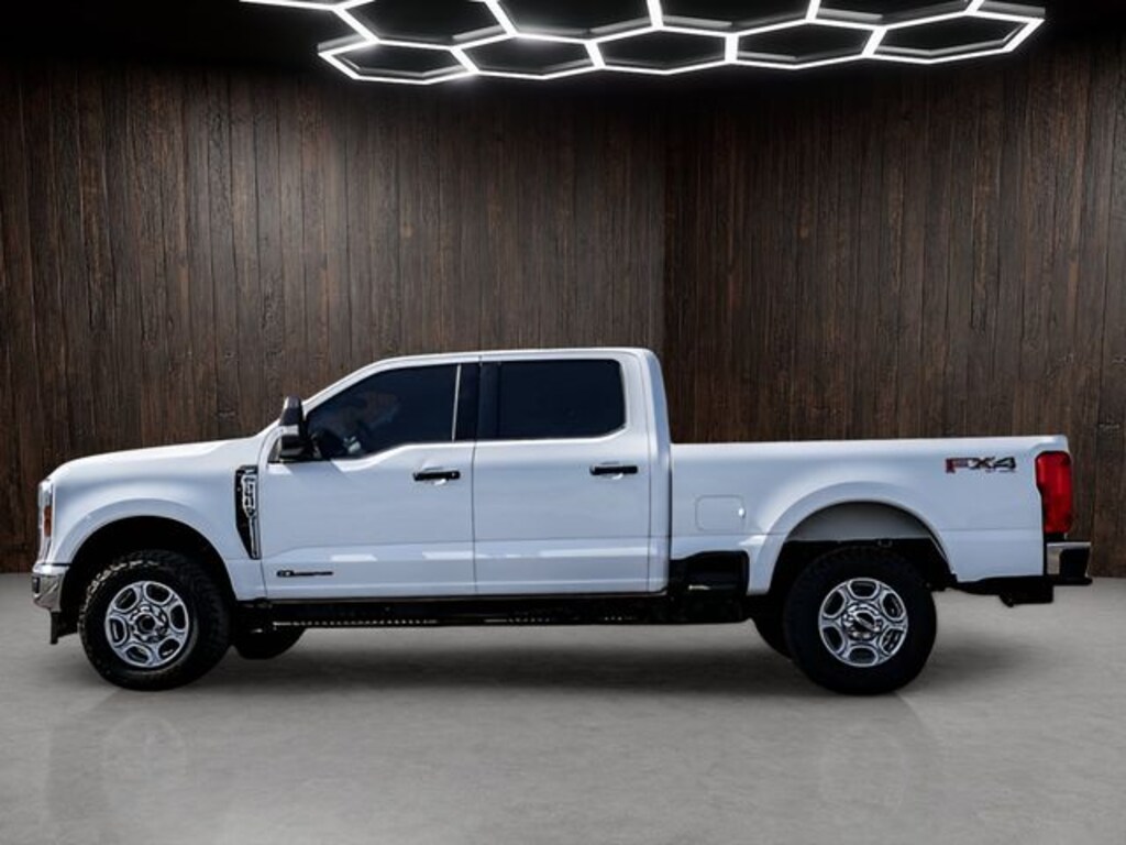 Used 2025 Ford F-250SD XLT Truck