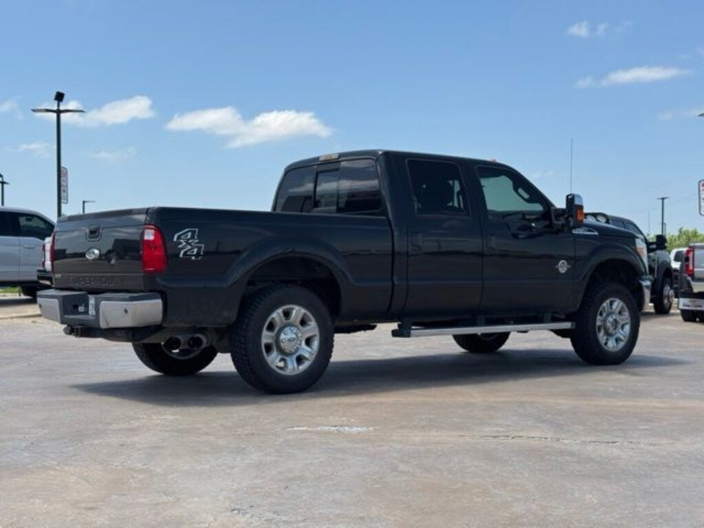 Used 2015 Ford F-250SD Lariat Truck