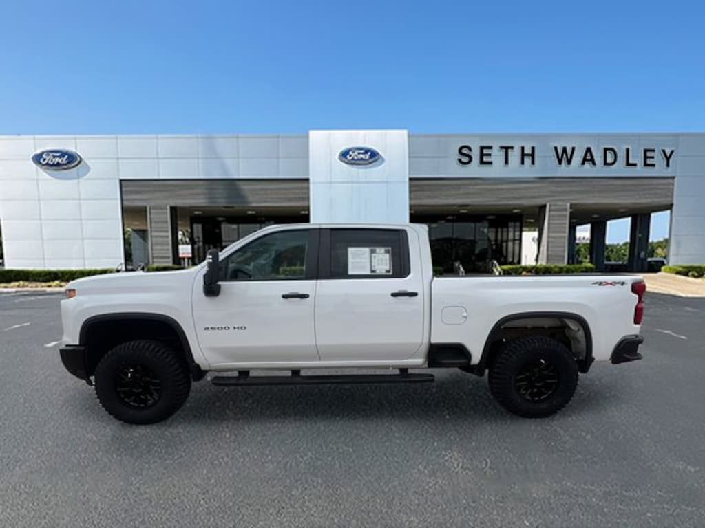 Used 2024 Chevrolet Silverado 2500HD Custom Truck
