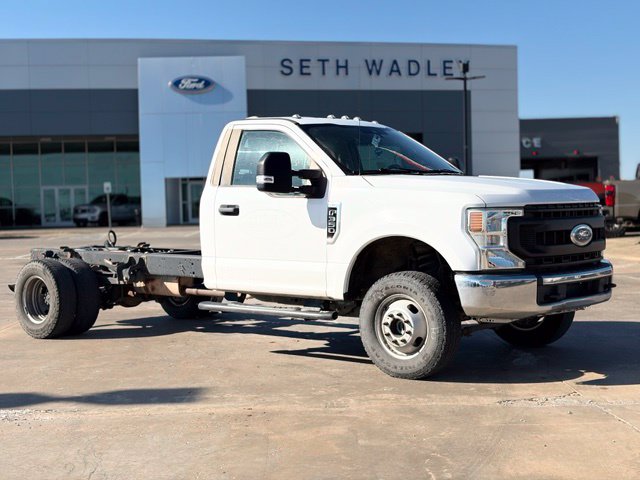 2021 Ford F-350 Super Duty Chassis Cab