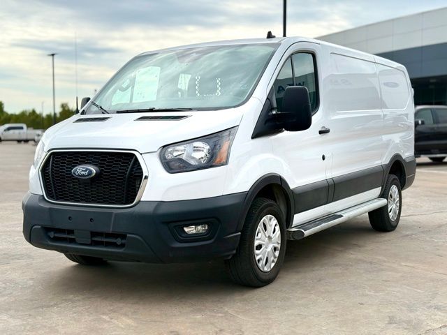 2024 Ford Transit photo 3