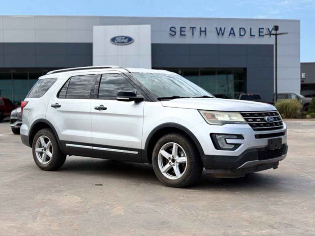 Used 2016 Ford Explorer XLT SUV