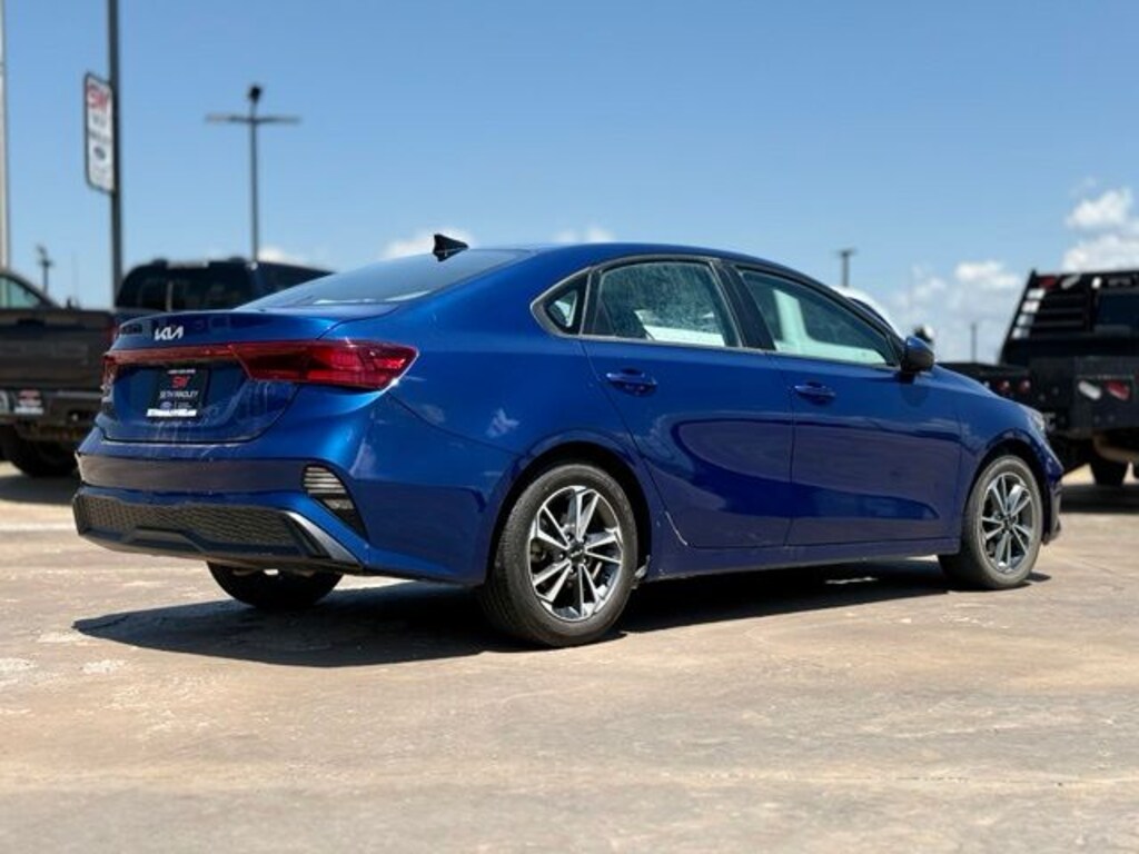 Used 2023 Kia Forte LXS Sedan