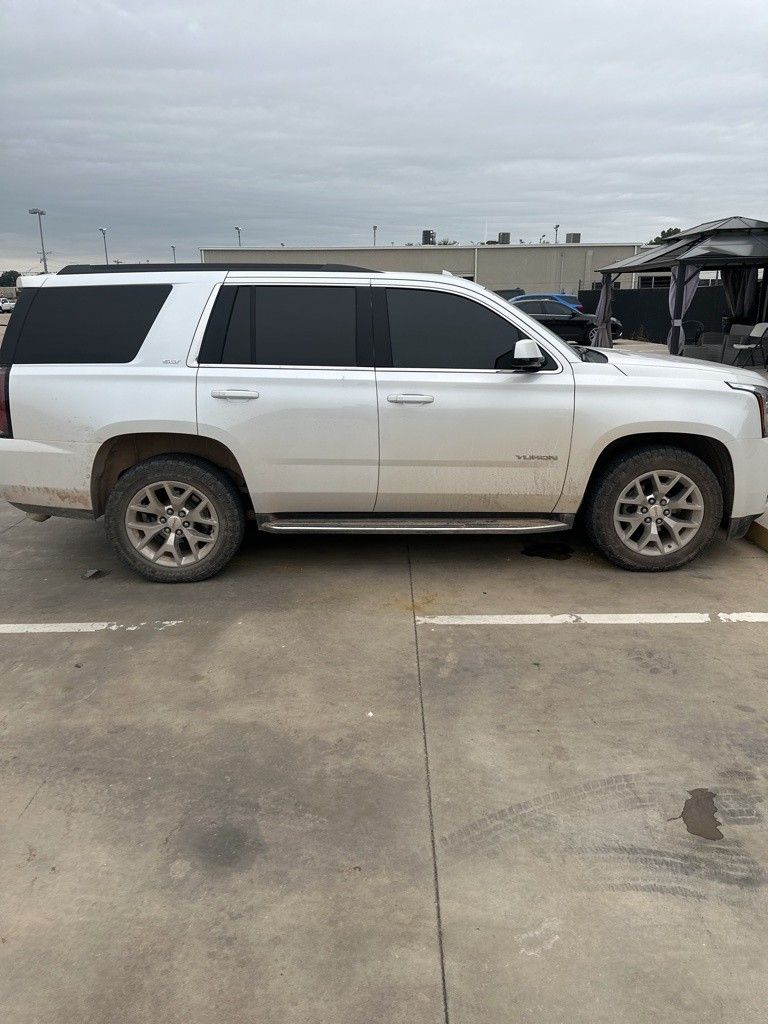 2016 Gmc Yukon SLT photo 2