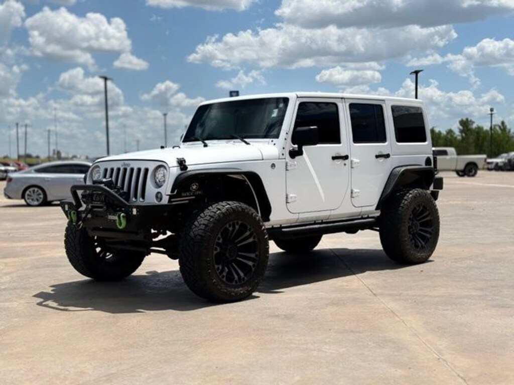 Used 2018 Jeep Wrangler JK Unlimited Sahara SUV