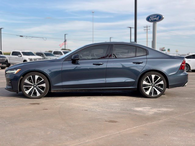 Used 2022 Volvo S60 B5 Momentum Sedan