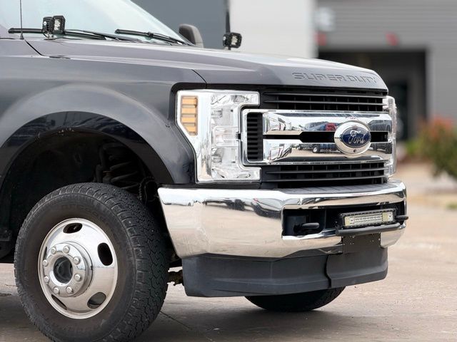 2019 Ford F-350 Super Duty XL - Photo 7