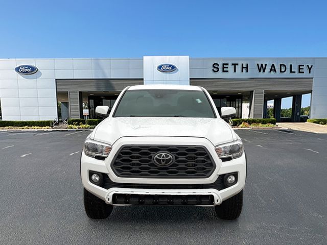 2023 Toyota Tacoma TRD Off-Road V6 photo 2