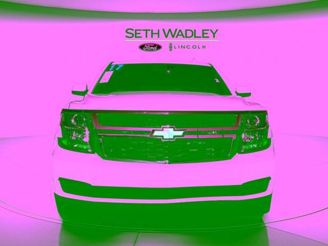 2017 Chevrolet Tahoe LT - Photo 2